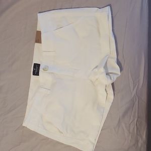 NWT AE white shorts